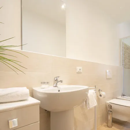 Modern Duomo View By Mmega アパート