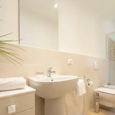 Modern Duomo View By Mmega 佛罗伦萨